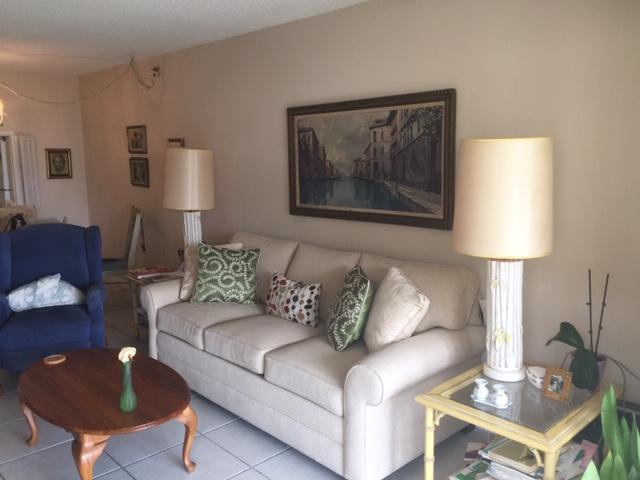 9355 Southwest 8th Street, Unit 421 Boca Raton, FL 33428 - Photo 3 of 14 LIVING ROOM