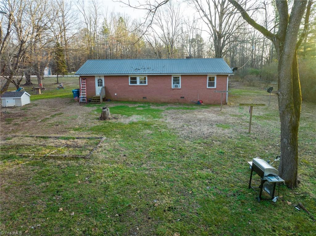 1415 Junction Road Mocksville, NC 27028 - Photo 4 of 33