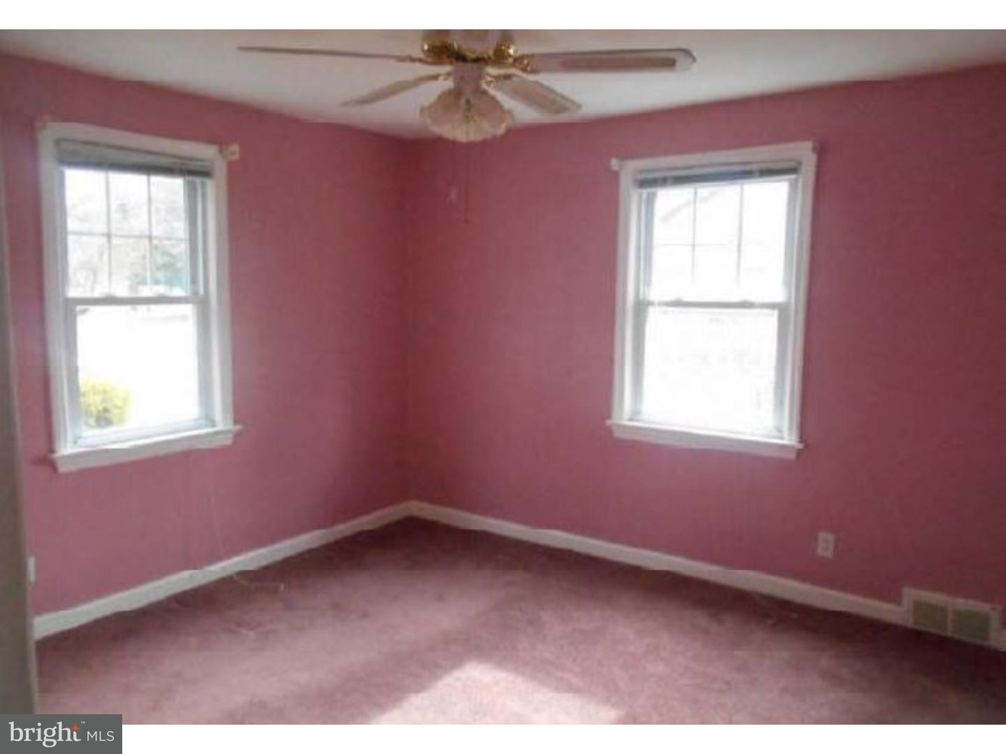 202 Kuser Road Trenton, NJ 08619 - Photo 8 of 12