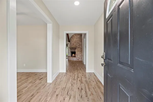 $2,300 | 2219 Briarview Drive, Houston, TX 77077