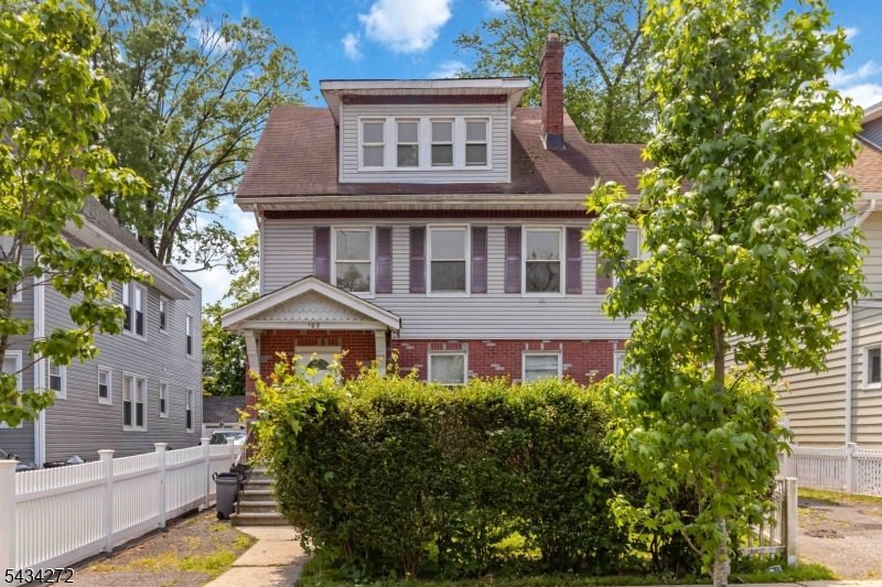 102 Lincoln Street Montclair, NJ 07042 - Photo 2 of 22