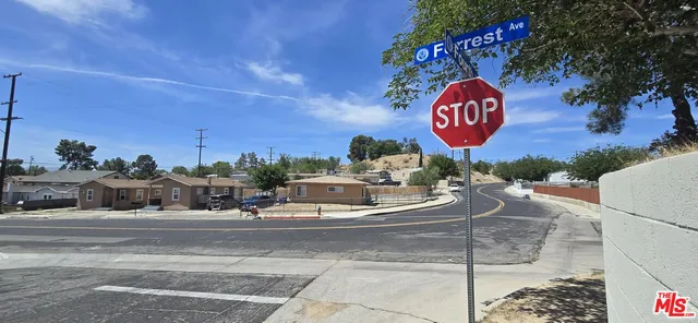 a view of a sign board