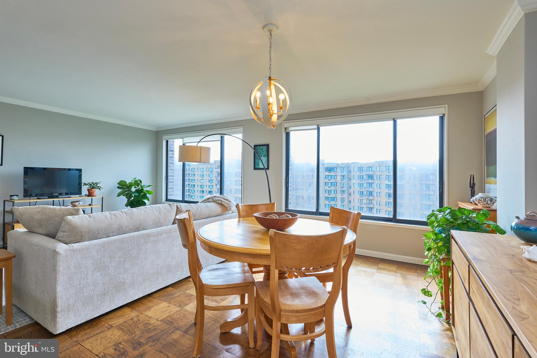 2501 Calvert Street Northwest, Unit 809 Washington, DC 20008 - Photo 26 of 33 the dining room, open to