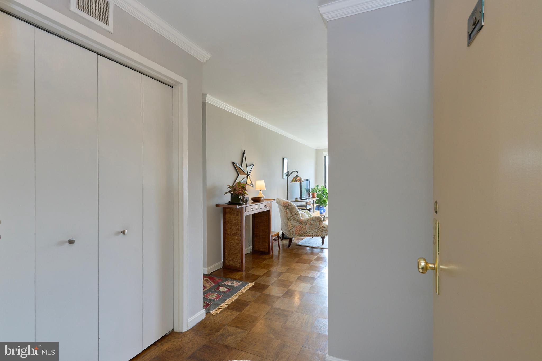 2501 Calvert Street Northwest, Unit 809 Washington, DC 20008 - Photo 3 of 33 Entry foyer with spacious coat and walk-in closets