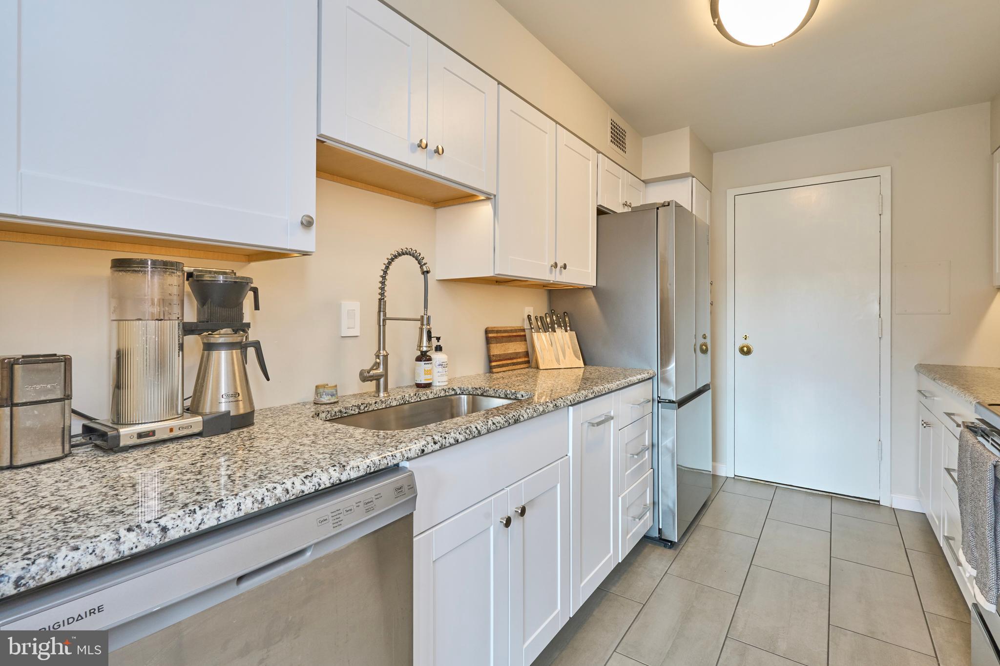 2501 Calvert Street Northwest, Unit 809 Washington, DC 20008 - Photo 9 of 33 updated cabinets, ample