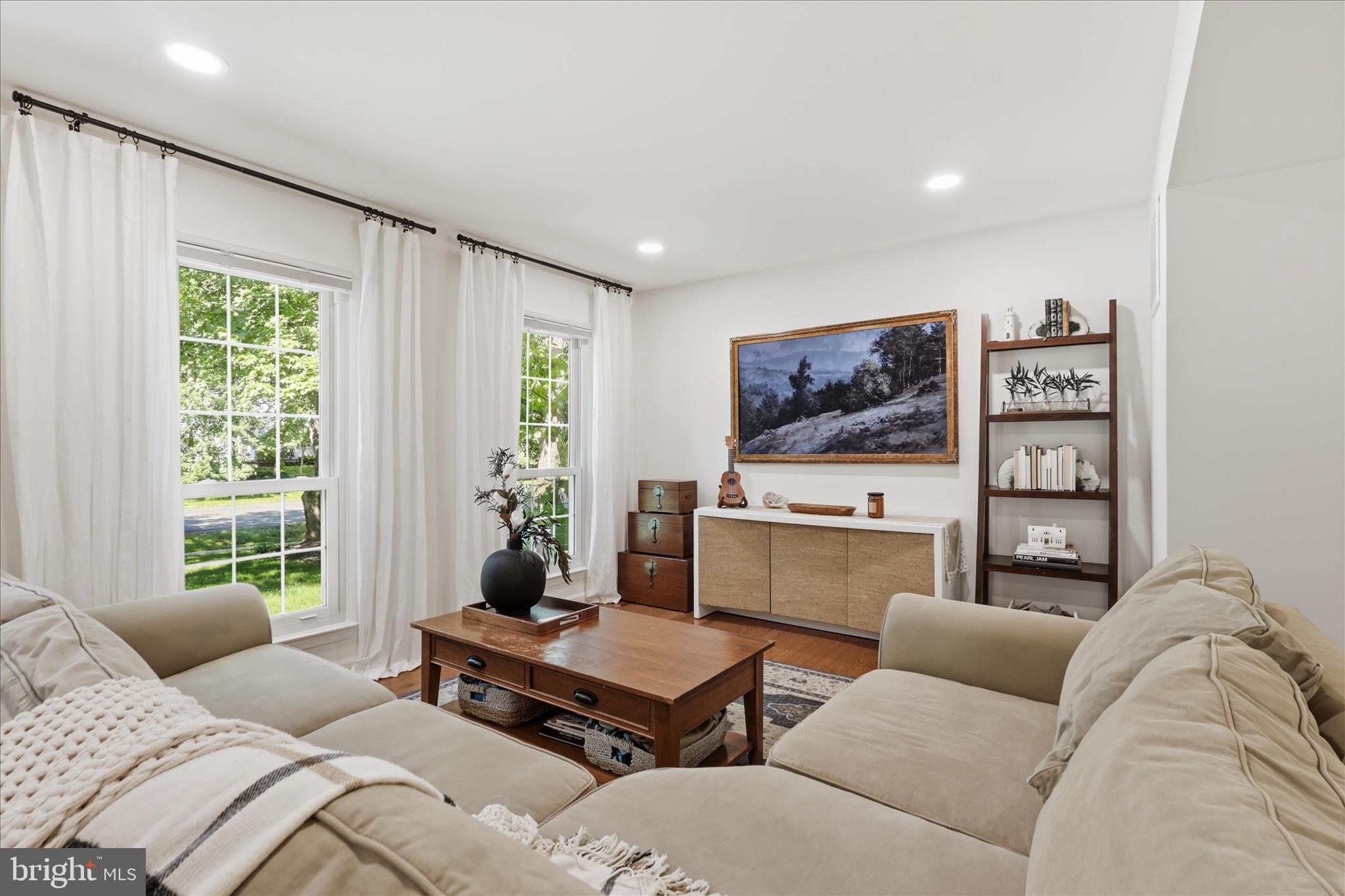 2412 Rosedown Drive Reston, VA 20191 - Photo 7 of 43