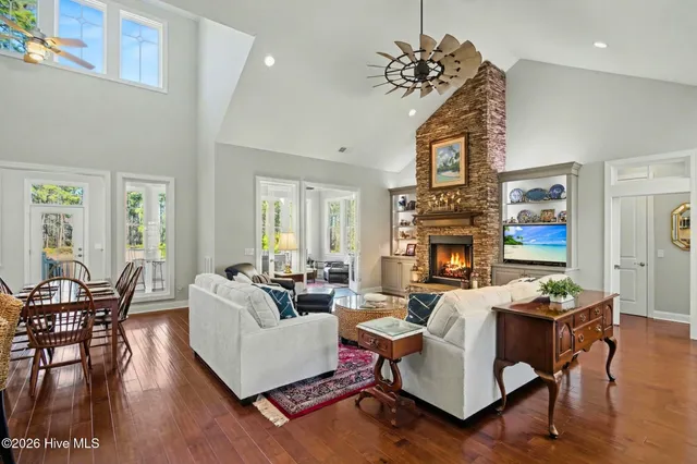 $1,340,000 | 547 Morely Circle Southwest, Ocean Isle Beach, NC 28469