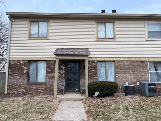 $119,900 | 6022 Oakbrook Lane, Indianapolis, IN 46254