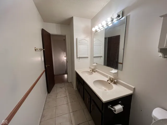 $114,900 | 6022 Oakbrook Lane, Indianapolis, IN 46254