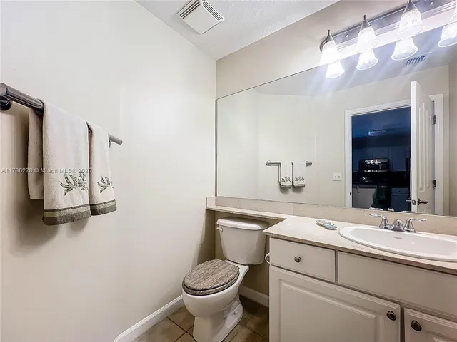 $368,000 | 125 Galicia Way, Unit 204, Jupiter, FL 33458