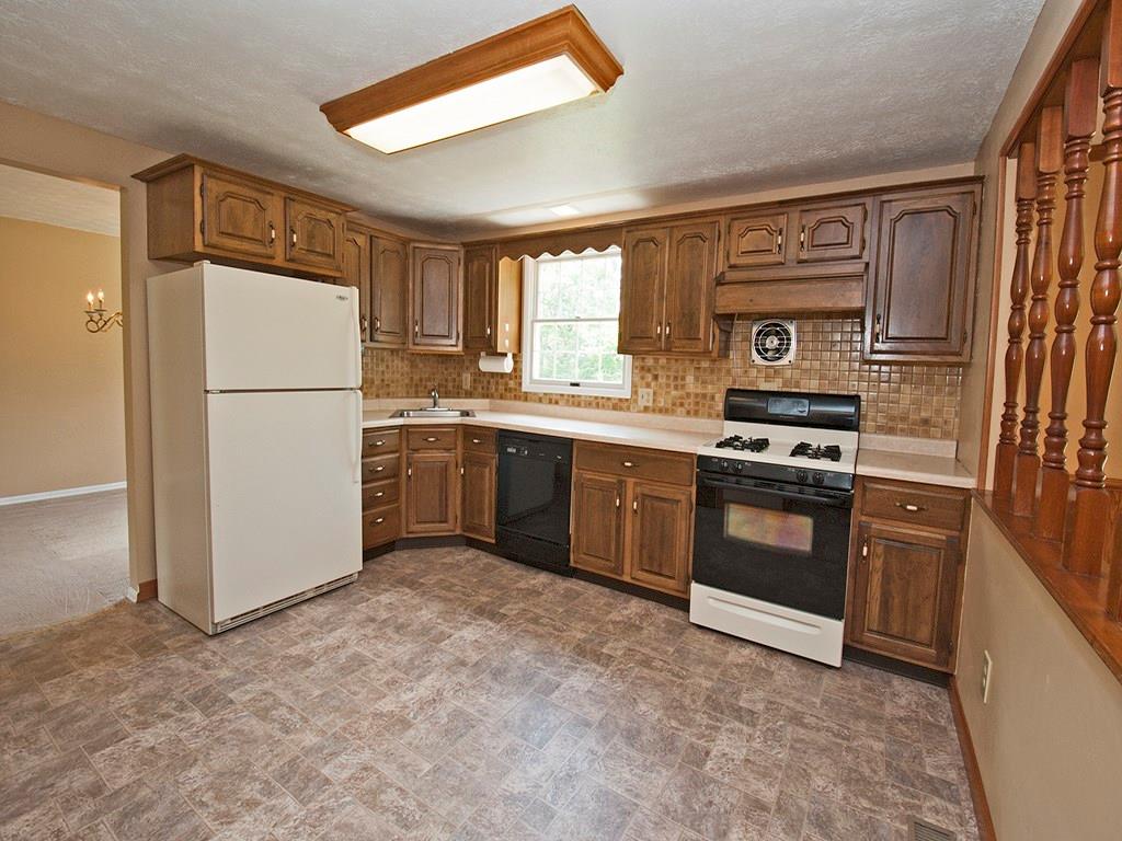 100 Fox Run Road Cranberry Township, PA 16066 - Photo 6 of 19 Gallery Image 6