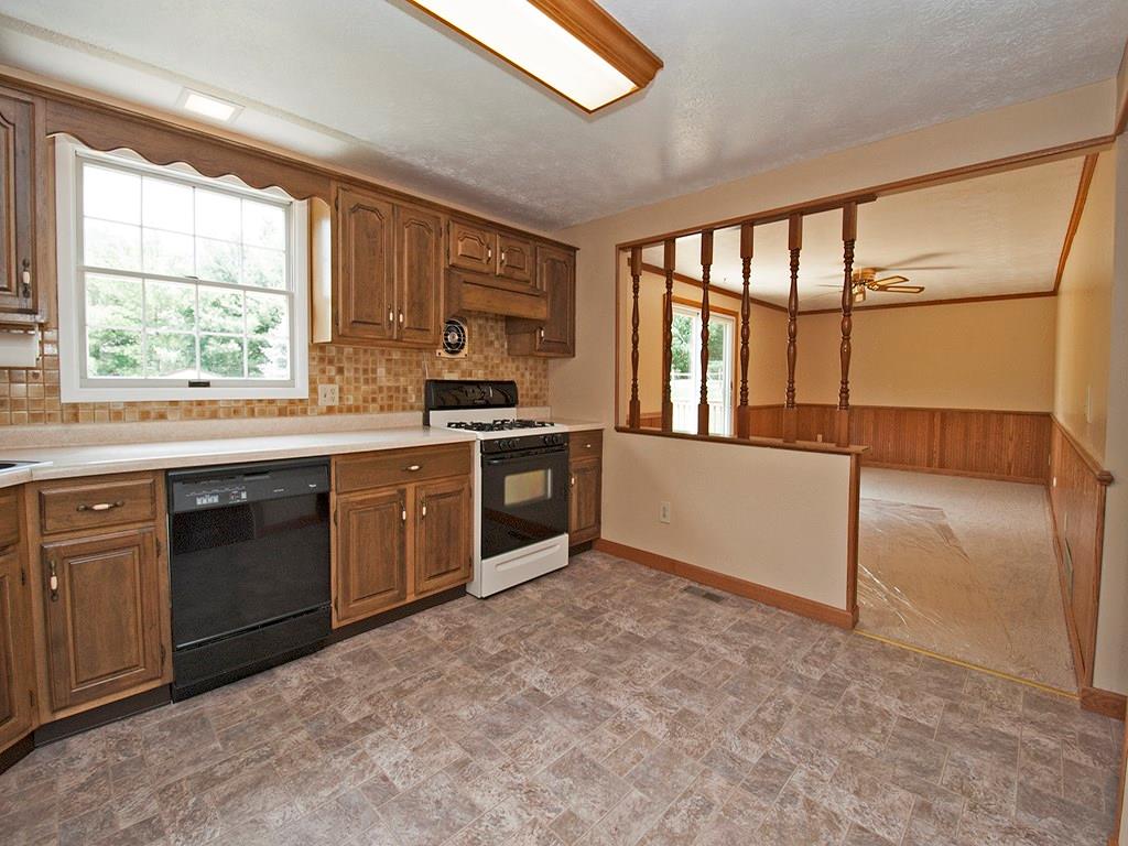 100 Fox Run Road Cranberry Township, PA 16066 - Photo 7 of 19 Gallery Image 7