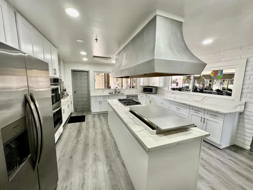 8301 Mission Gorge Road, Unit 233 Santee, CA 92071 - Photo 28 of 39