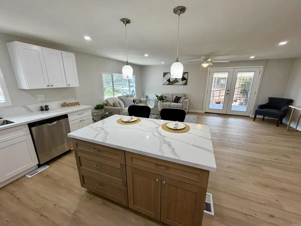 8301 Mission Gorge Road, Unit 233 Santee, CA 92071 - Photo 4 of 39