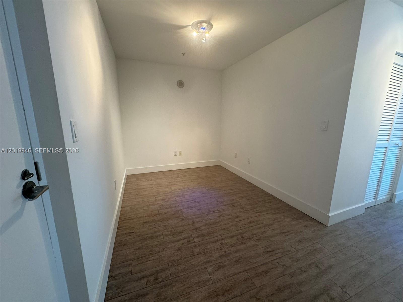 79 Southwest 12th Street, Unit 3509S Miami, FL 33130 - Photo 4 of 28
