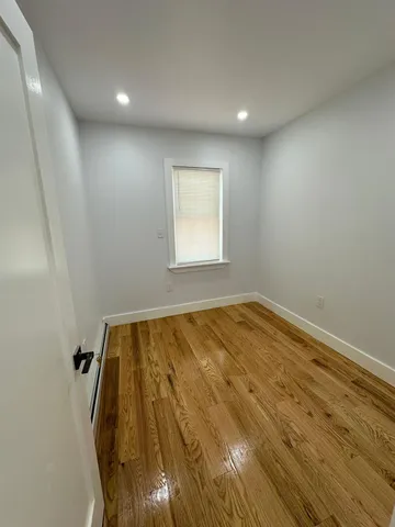 $909,999 | 21511 112th Avenue | Bellaire Estates