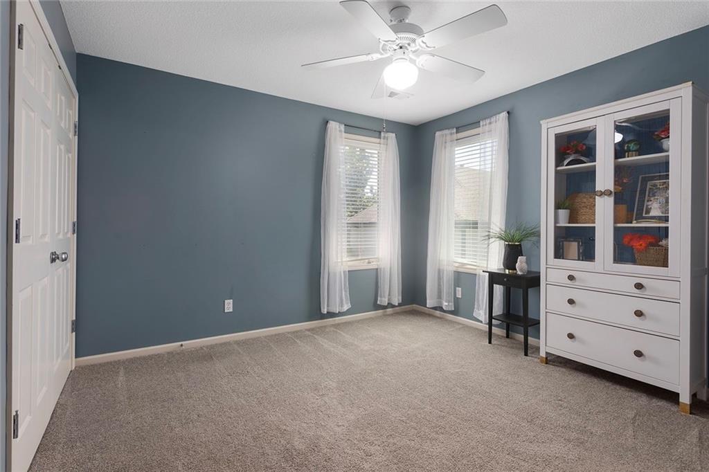 237 Northeast Hidden Ridge Circle Lee's Summit, MO 64064 - Photo 31 of 48