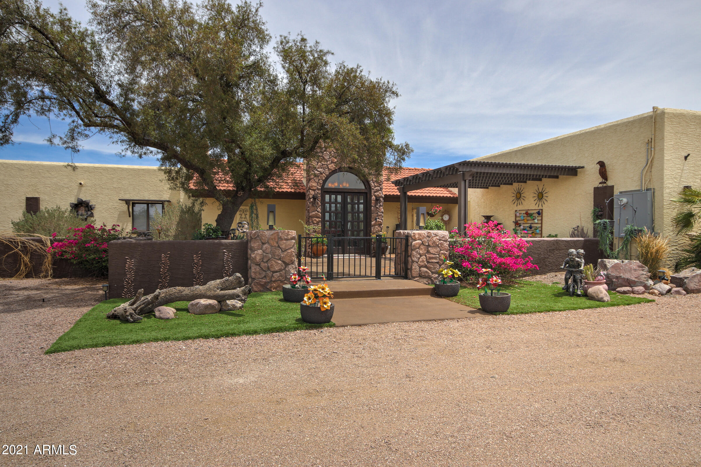 5479 South Kings Ranch Road Gold Canyon, AZ 85118 - Photo 8 of 113 5479 S Kings Ranch Rd-7