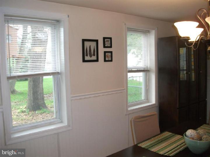 688 Egypt Road Phoenixville, PA 19460 - Photo 14 of 25 Dining Room