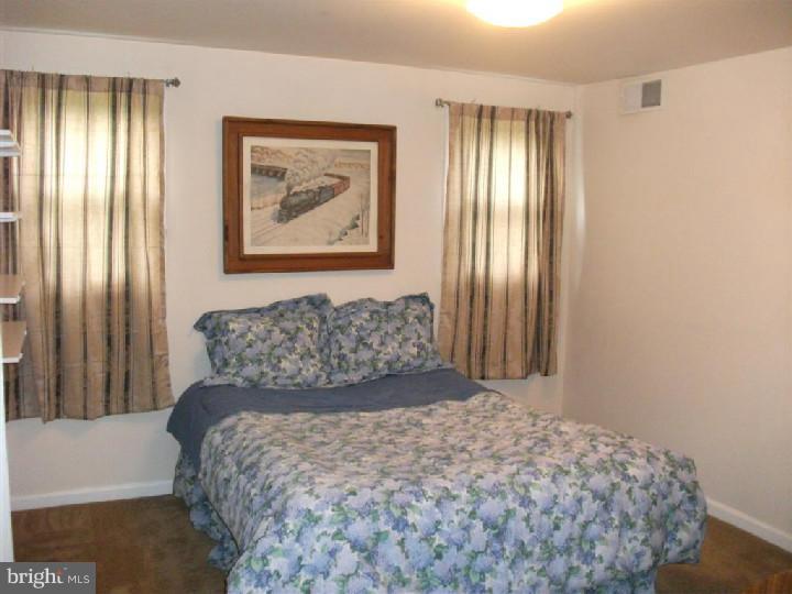688 Egypt Road Phoenixville, PA 19460 - Photo 17 of 25 Bedroom 2