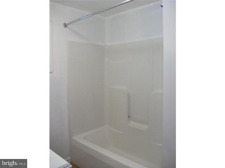 688 Egypt Road Phoenixville, PA 19460 - Photo 21 of 25 Bathroom