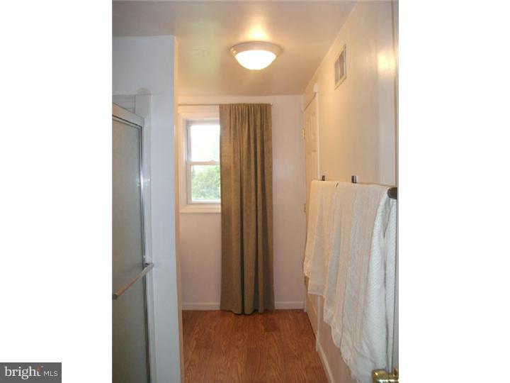 688 Egypt Road Phoenixville, PA 19460 - Photo 25 of 25 Bathroom