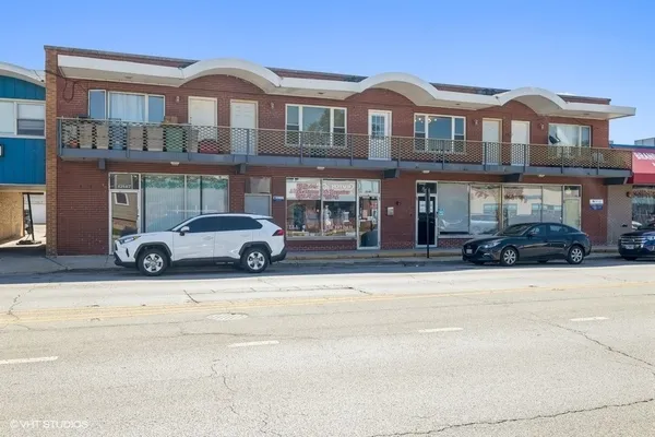 $1,350 | 12151 South Western Avenue, Unit 4, Blue Island, IL 60406