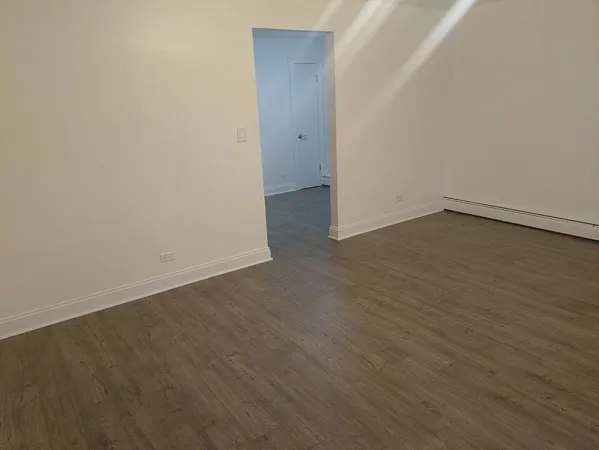 $1,350 | 12151 South Western Avenue, Unit 4, Blue Island, IL 60406