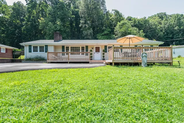 $228,000 | 19260 Mercedes Drive, Abingdon, VA 24210