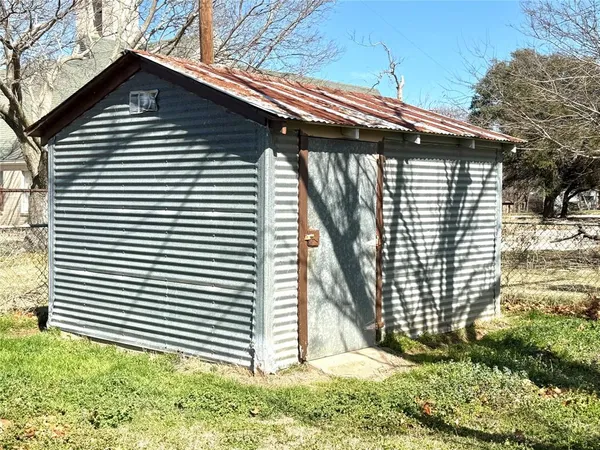 $250,000 | 409 10th Street, Nocona, TX 76255