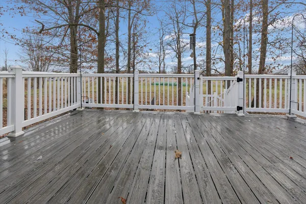 $419,900 | 13891 Fox Ridge Lane, Allenton, MI 48002