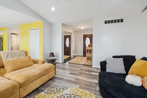 $419,900 | 13891 Fox Ridge Lane, Allenton, MI 48002