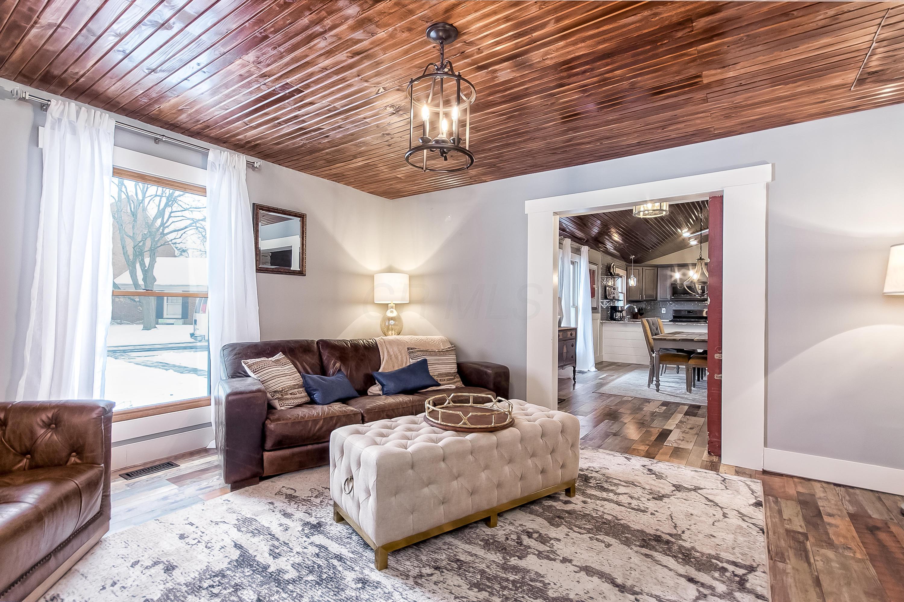 2145 Sandston Road Upper Arlington, OH 43220 - Photo 31 of 45 F 2145 Sandston037-Edit