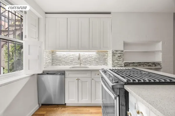 $6,500,000 | 154 A Hicks Street | Brooklyn Heights
