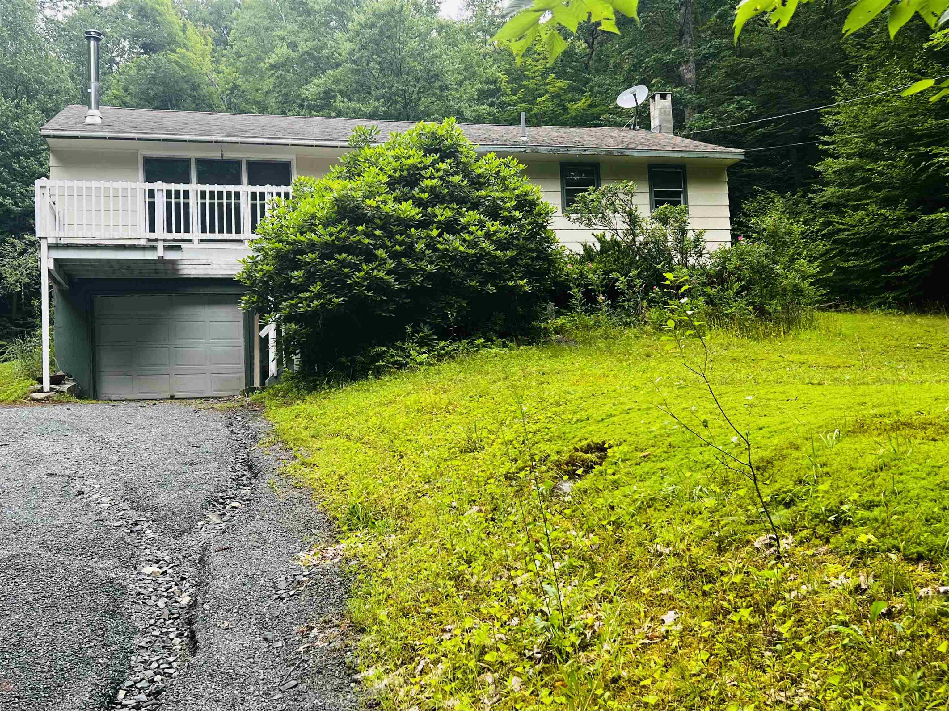 505 Oxbow Road Hinsdale, NH 03451 - Photo 15 of 20