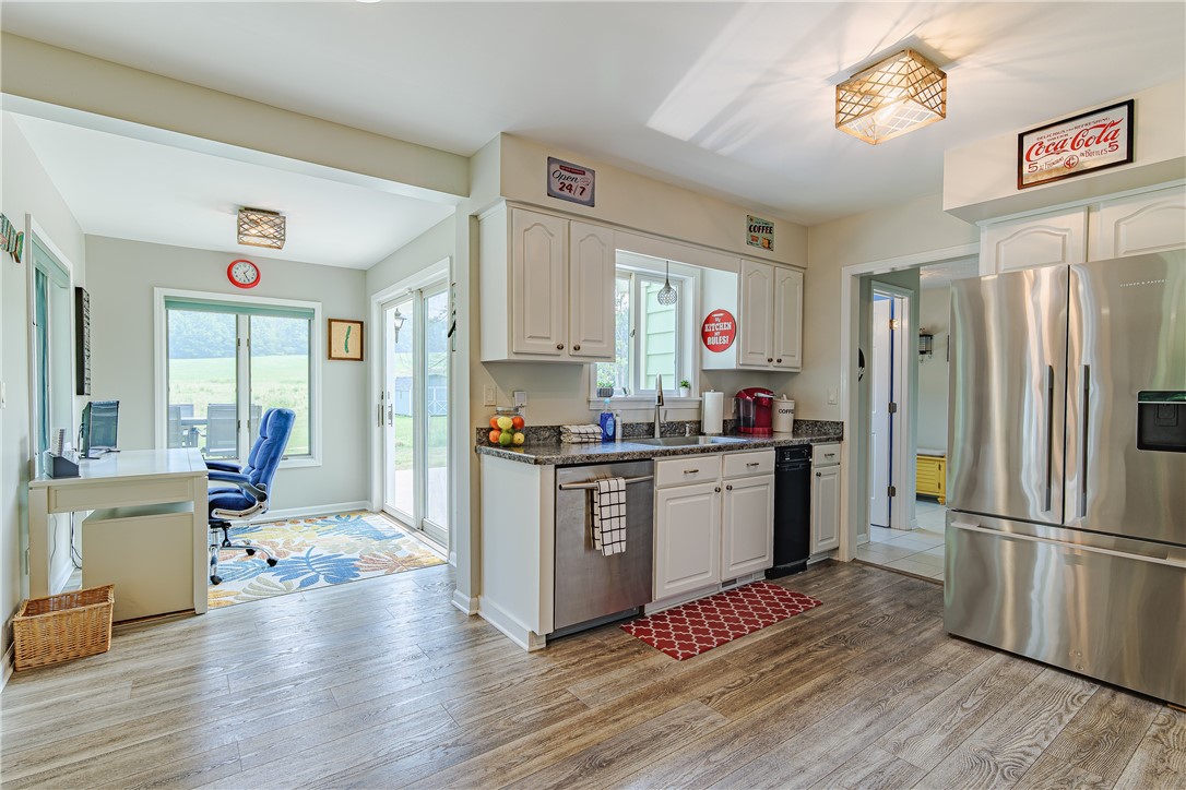4087 East Lake Road Livonia, NY 14487 - Photo 7 of 50 Gallery Image 7