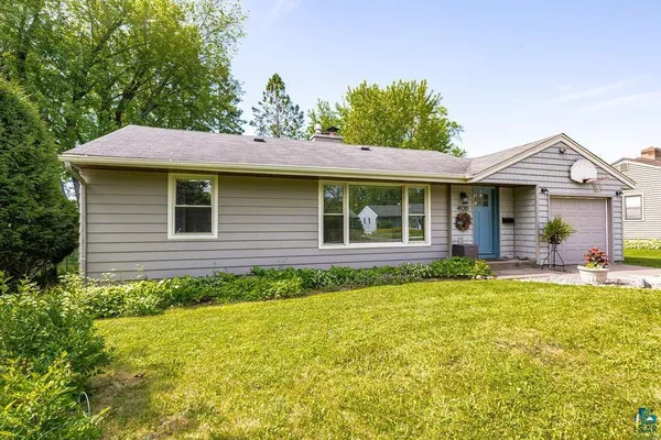 $374,900 | 4920 Colorado Street, Duluth, MN 55804