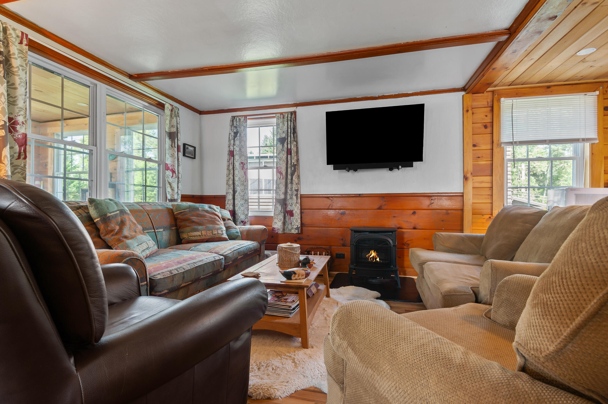 84 Manor Drive Rangeley, ME 04970 - Photo 5 of 48 _JRV1366