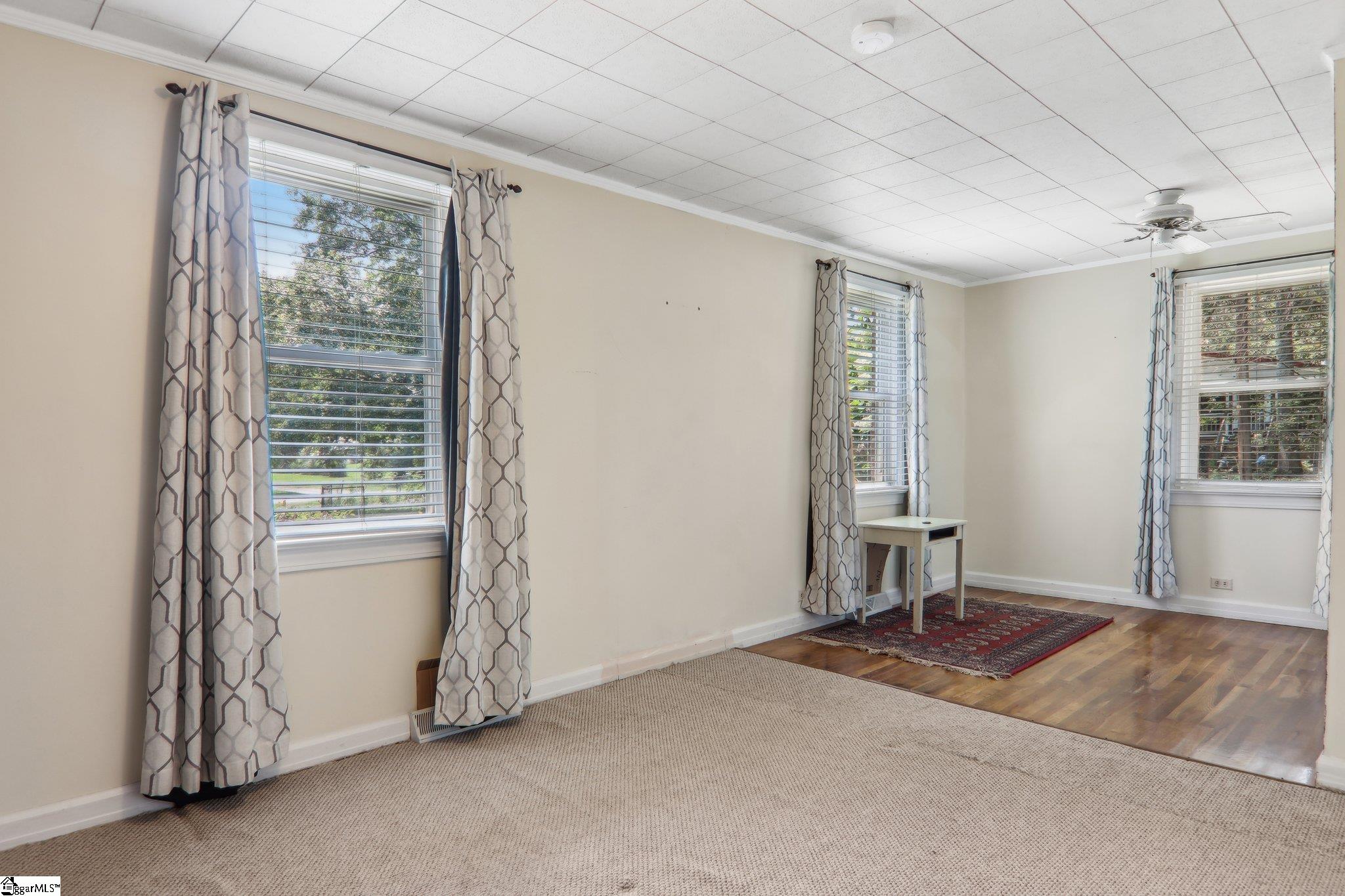613 Farrs Road Easley, SC 29640 - Photo 15 of 36