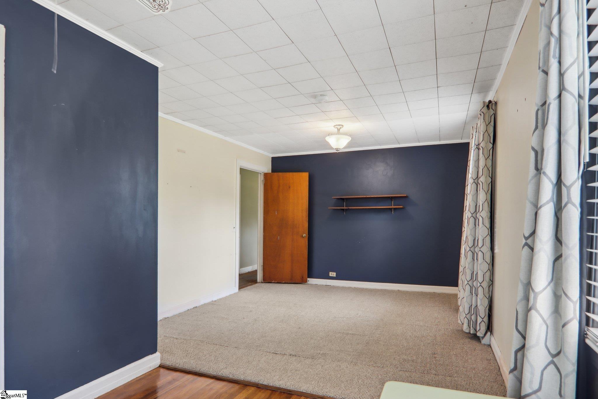613 Farrs Road Easley, SC 29640 - Photo 16 of 36