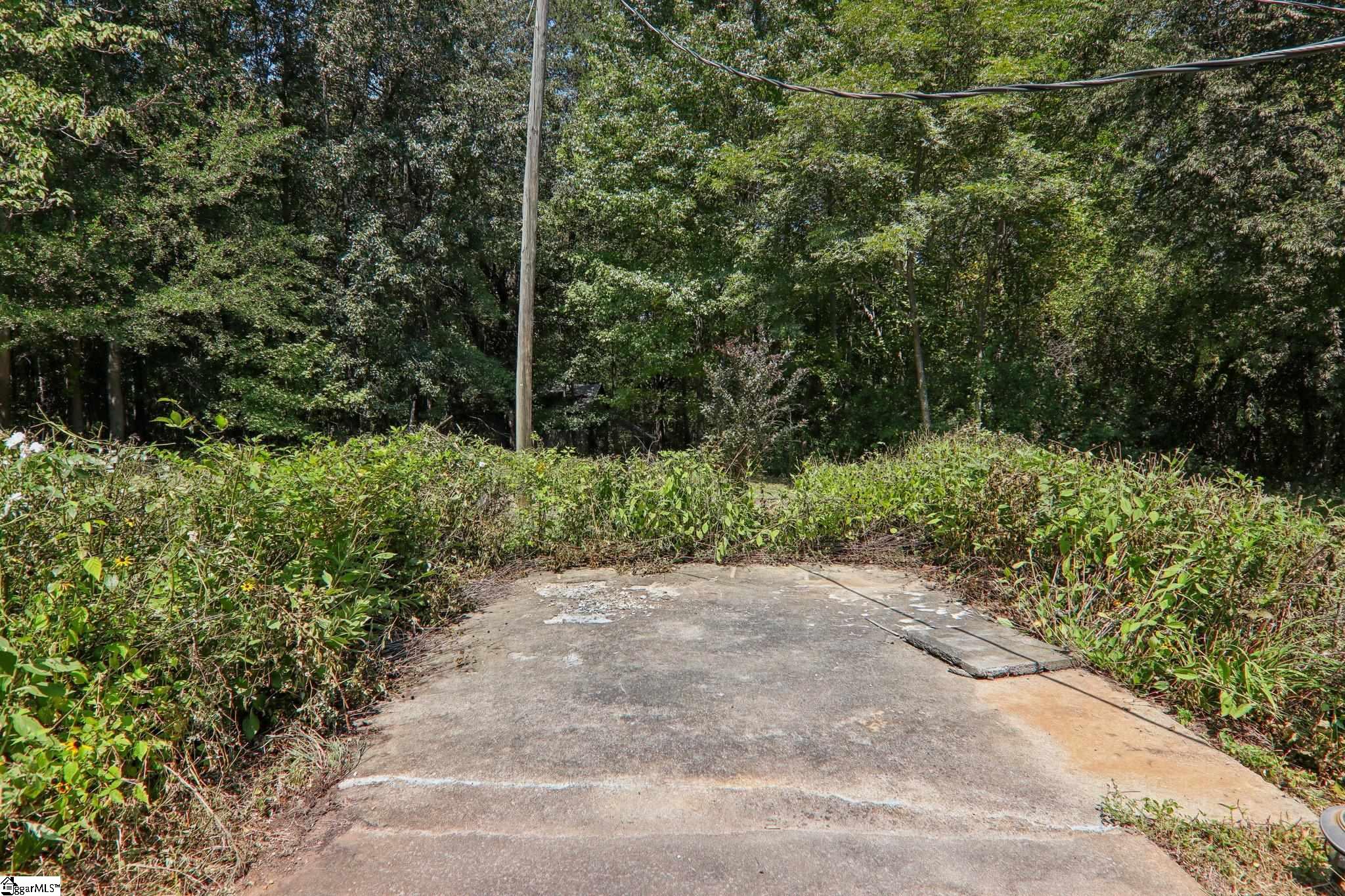 613 Farrs Road Easley, SC 29640 - Photo 25 of 36