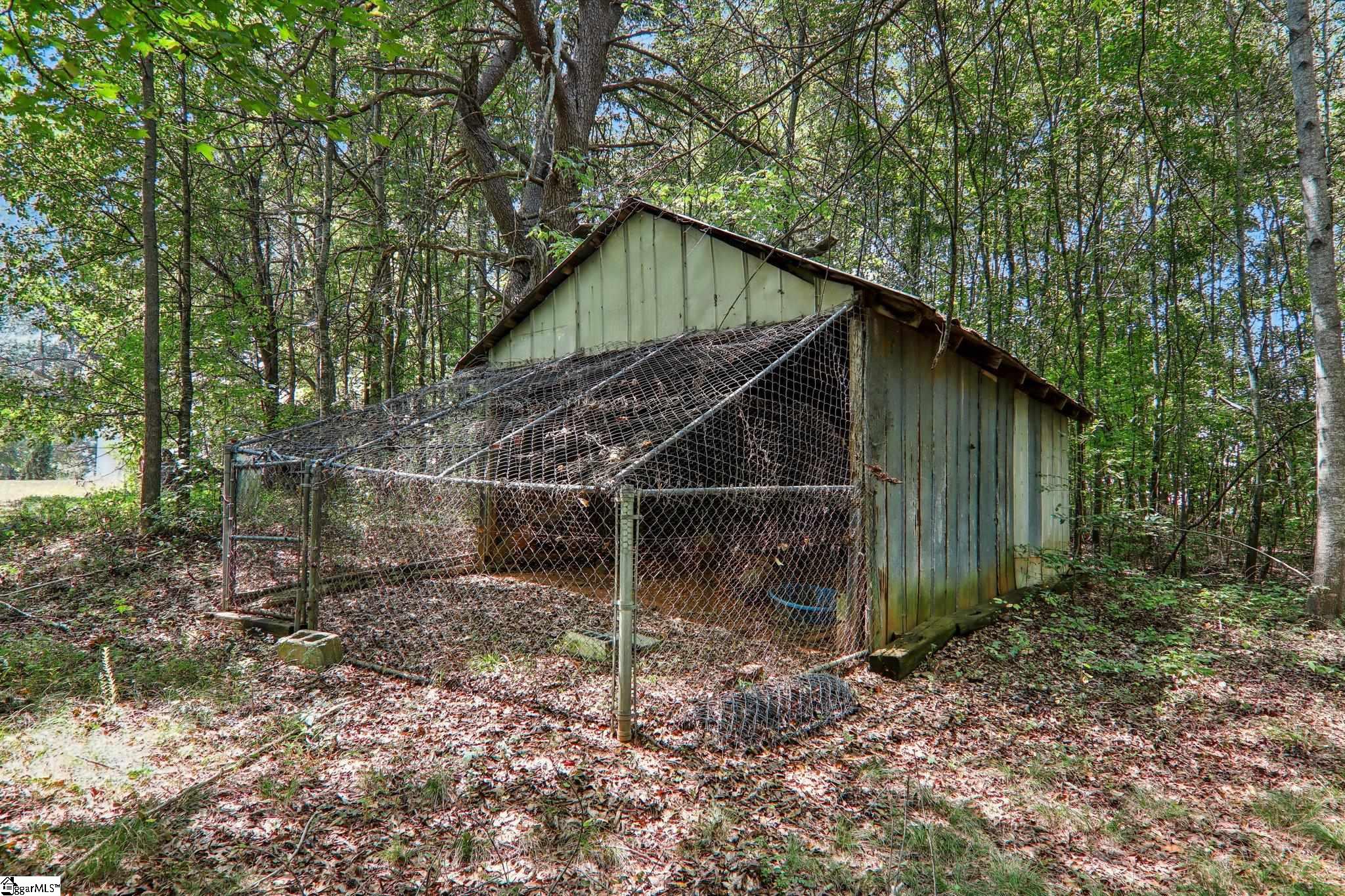 613 Farrs Road Easley, SC 29640 - Photo 27 of 36