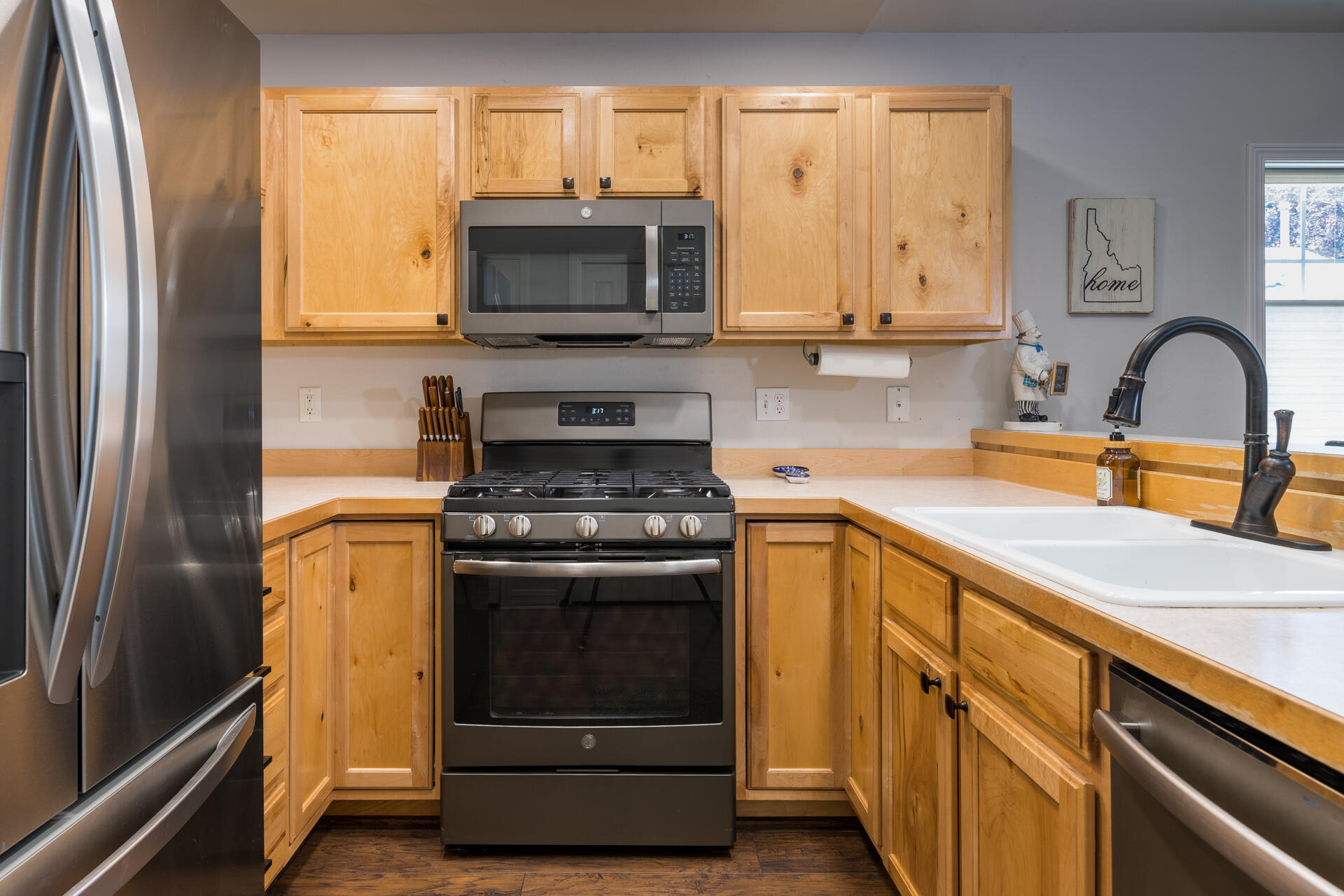 201 9th Street Bellevue, ID 83313 - Photo 5 of 21 Kitchen