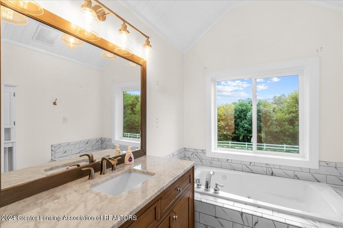 3346 East Haslett Road Williamston, MI 48895 - Photo 26 of 29 44-Media Jett - 44