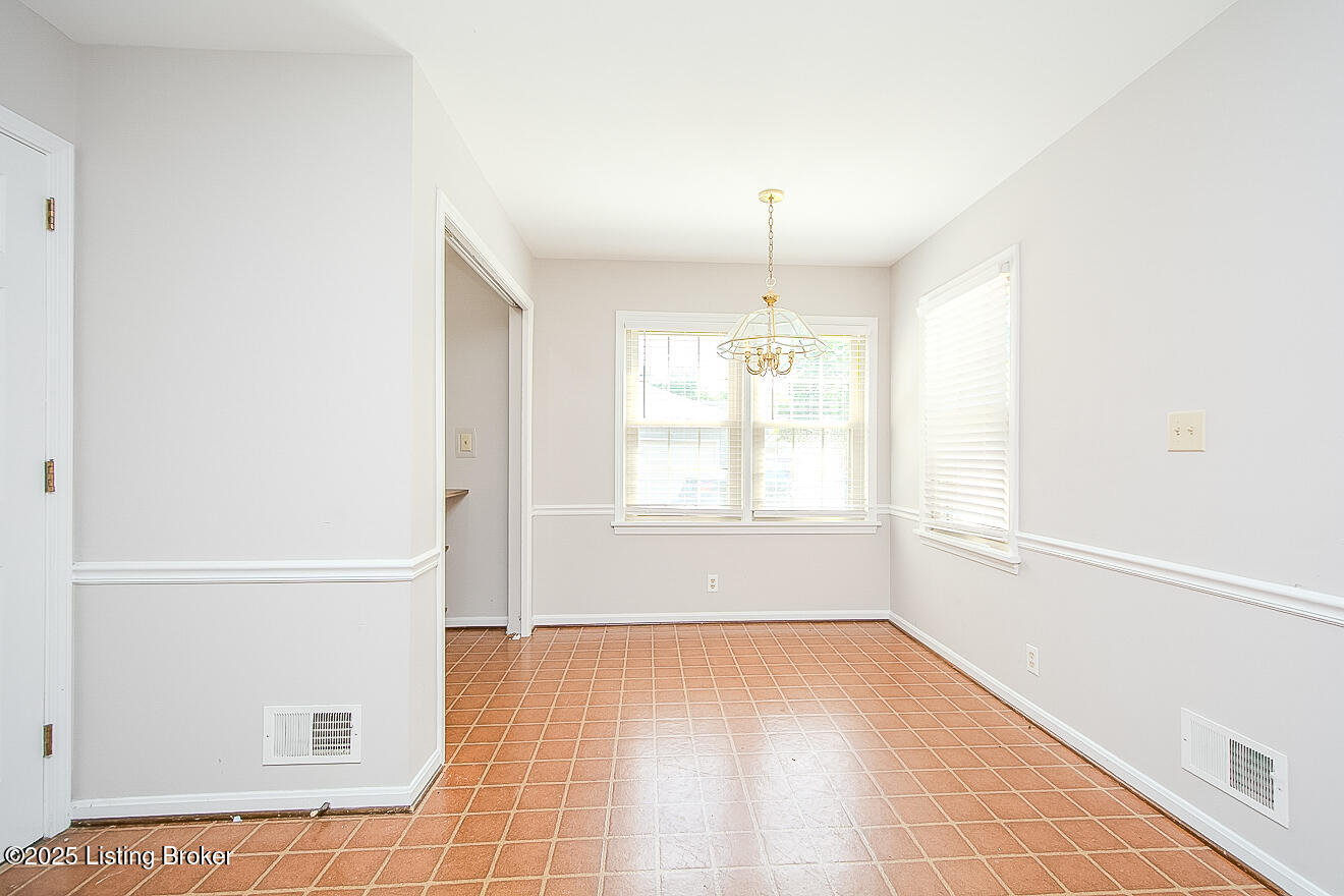 11802 Robindale Road Louisville, KY 40243 - Photo 15 of 45 Dining Area