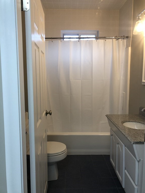 165 Chestnut Street, Unit 2 Waltham, MA 02453 - Photo 13 of 25