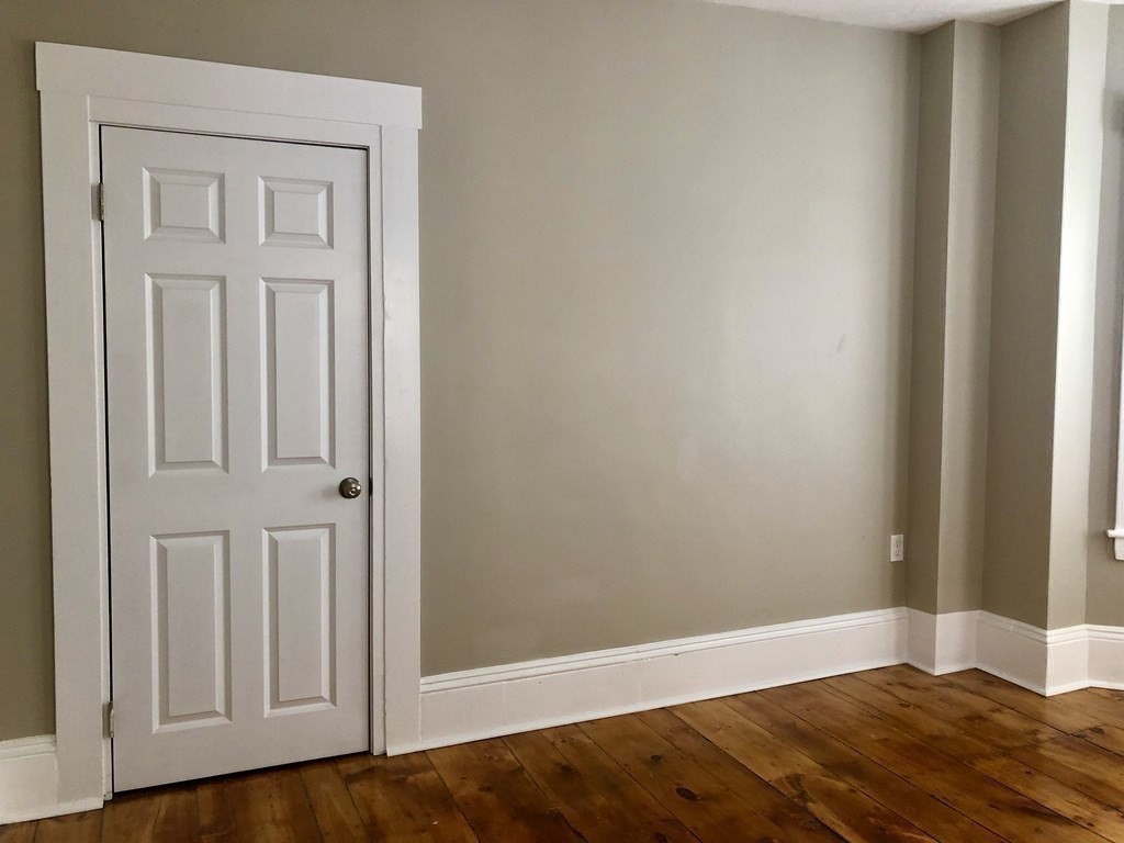 165 Chestnut Street, Unit 2 Waltham, MA 02453 - Photo 18 of 25