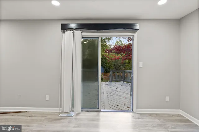 $2,190 | 54 Ray Avenue, Aberdeen, MD 21001