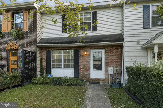 $2,190 | 54 Ray Avenue, Aberdeen, MD 21001