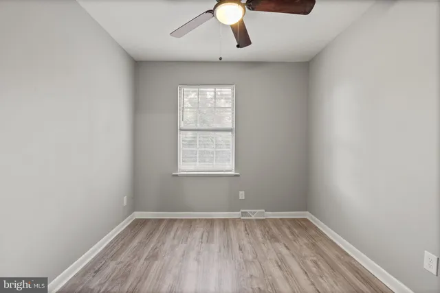 $2,190 | 54 Ray Avenue, Aberdeen, MD 21001